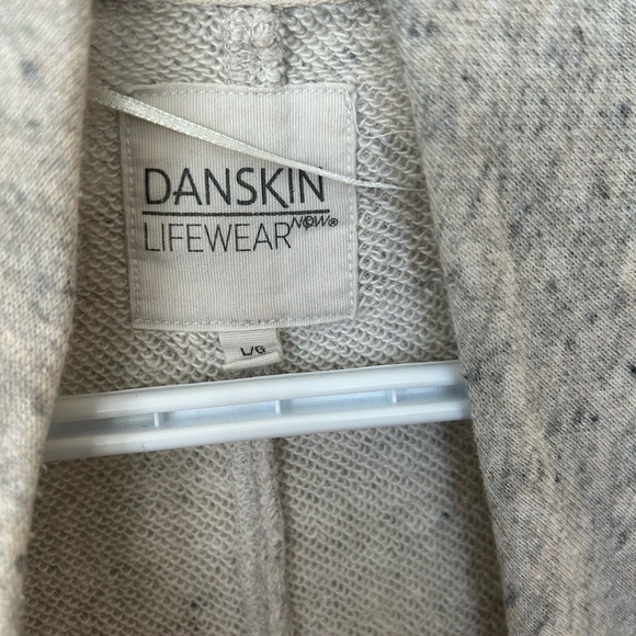 Danskin cardigan - Picture 2 of 2